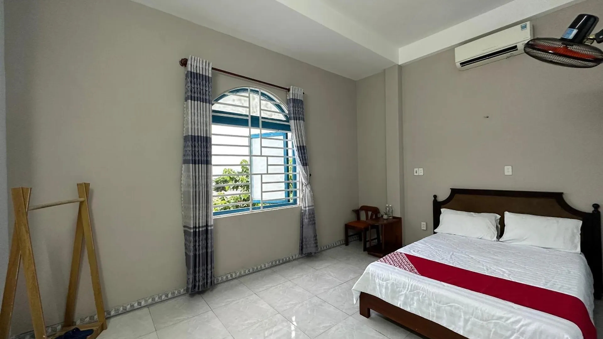 Oyo 1187 Suoi Da Motel Da Nang 3*,